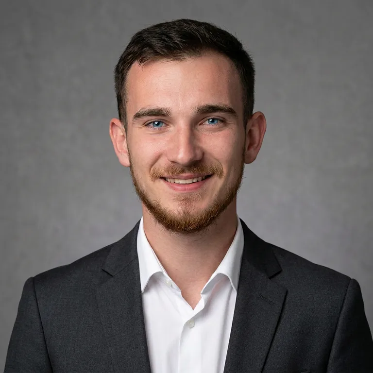 Portrait d'Alexandre Delhaye, fondateur de Veyora